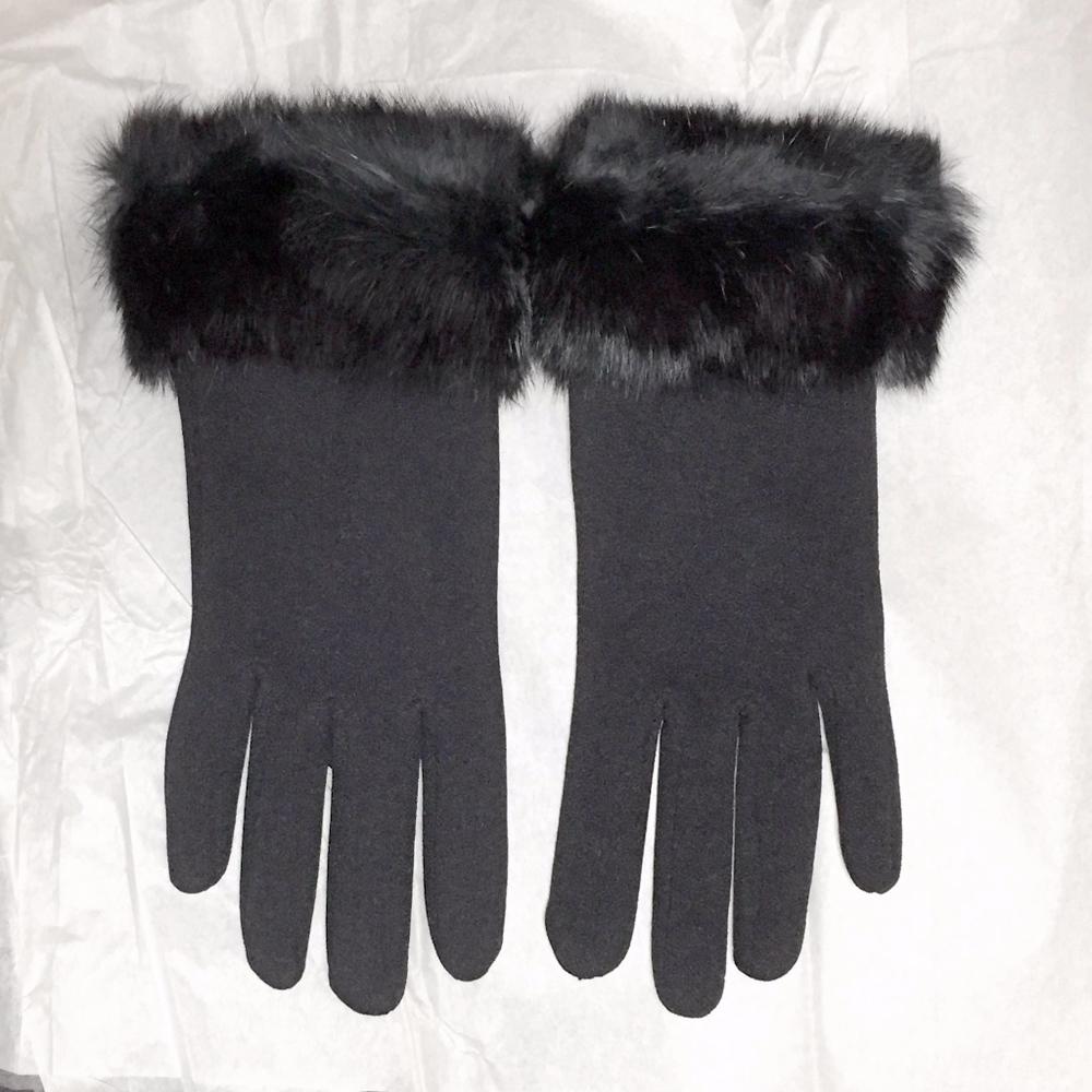 NWT • Women's Black Fur Trim Polyamide Gloves